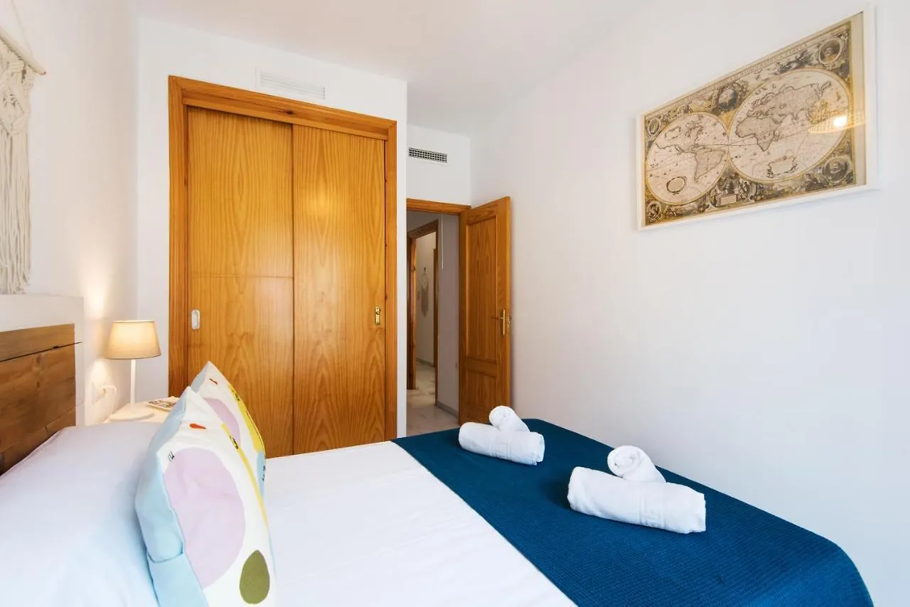Trinidad Trafalgar, Quiet And Nice Aprtment In The Heart Of The Spanish Culture Málaga