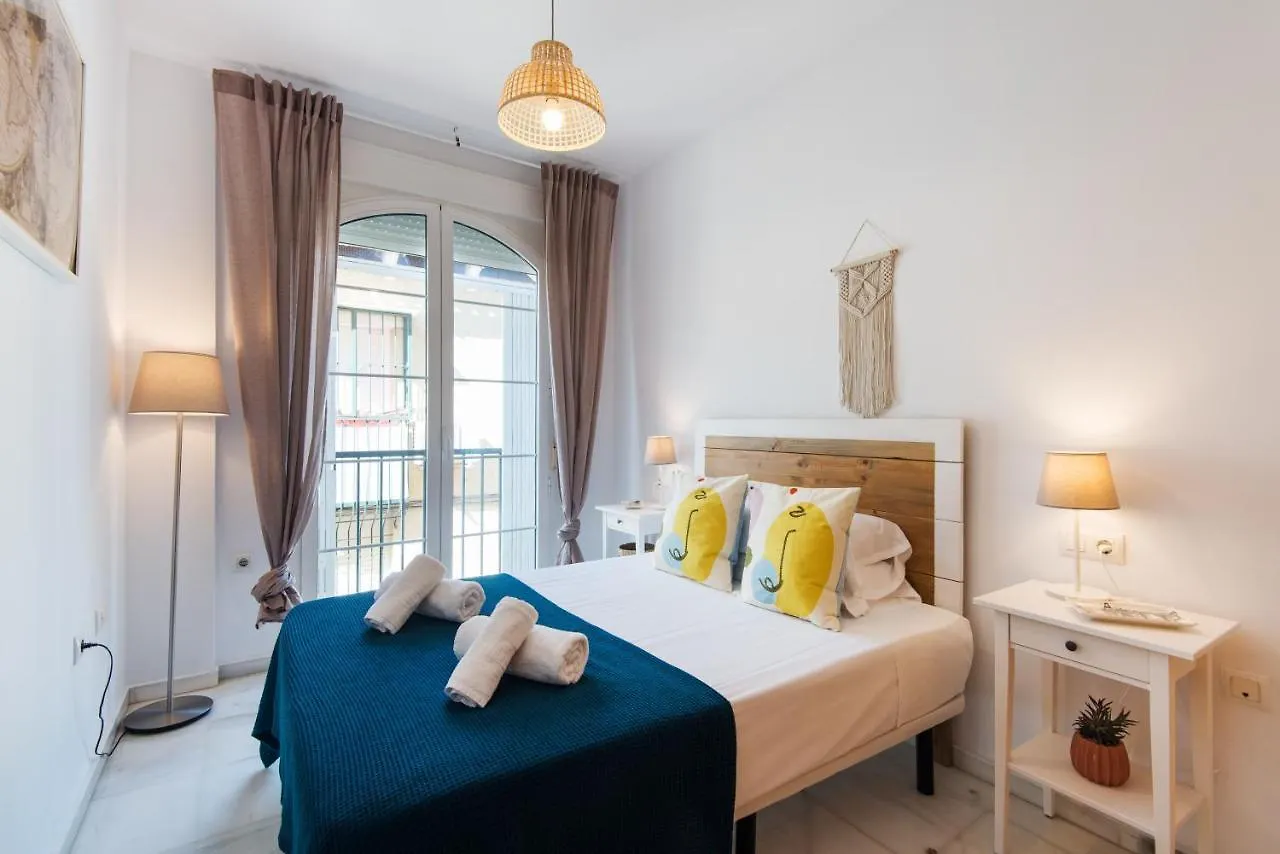 Trinidad Trafalgar, Quiet And Nice Aprtment In The Heart Of The Spanish Culture Malaga